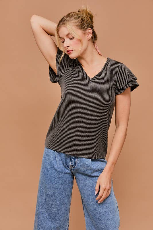 CHARCOAL RUFL SLV TEE