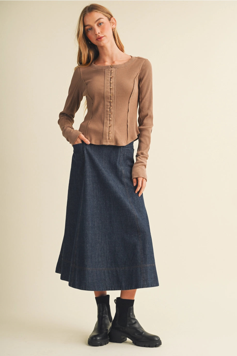 BTTN CORSET LS TEE