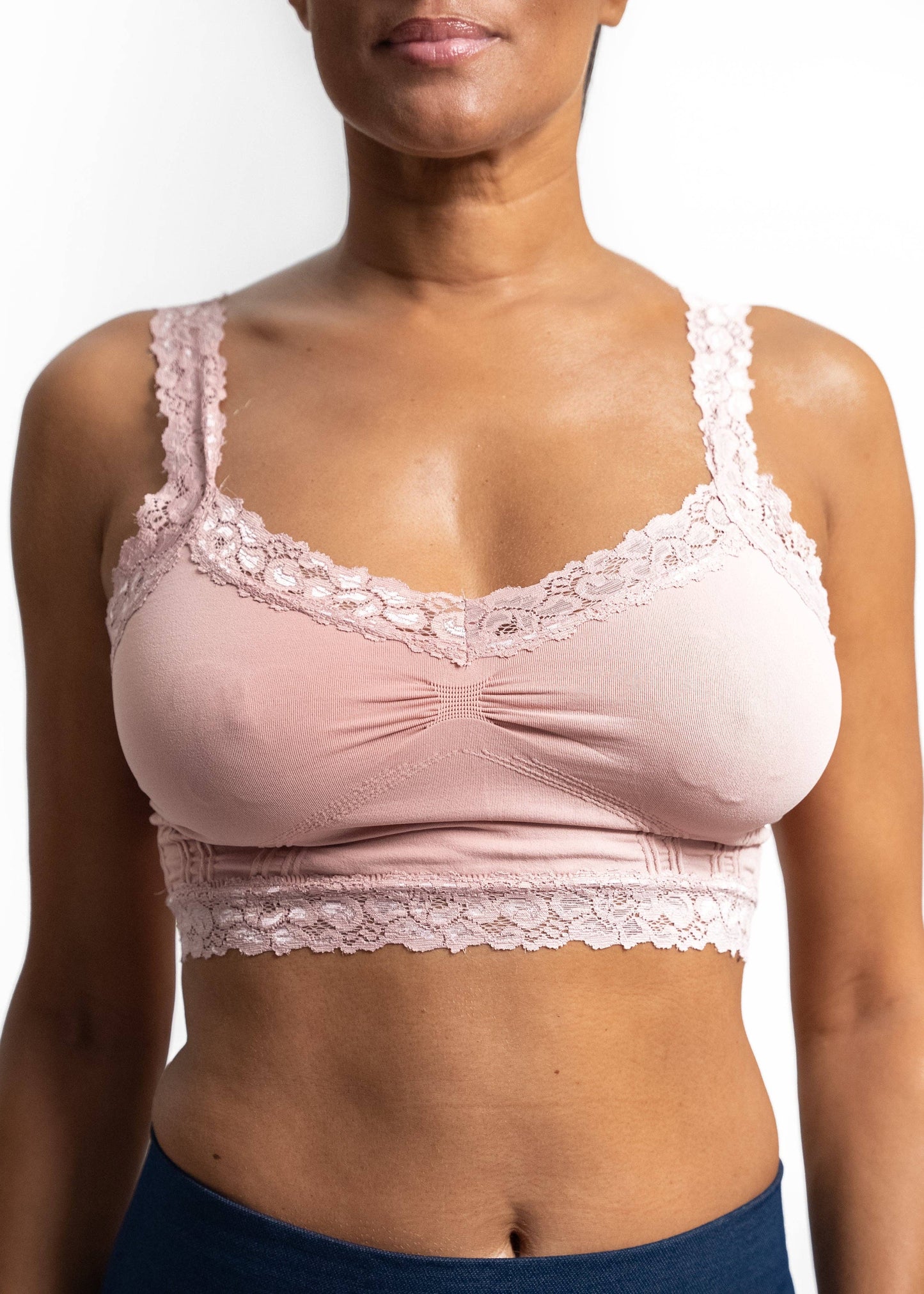 CROP LACE BRALETTE