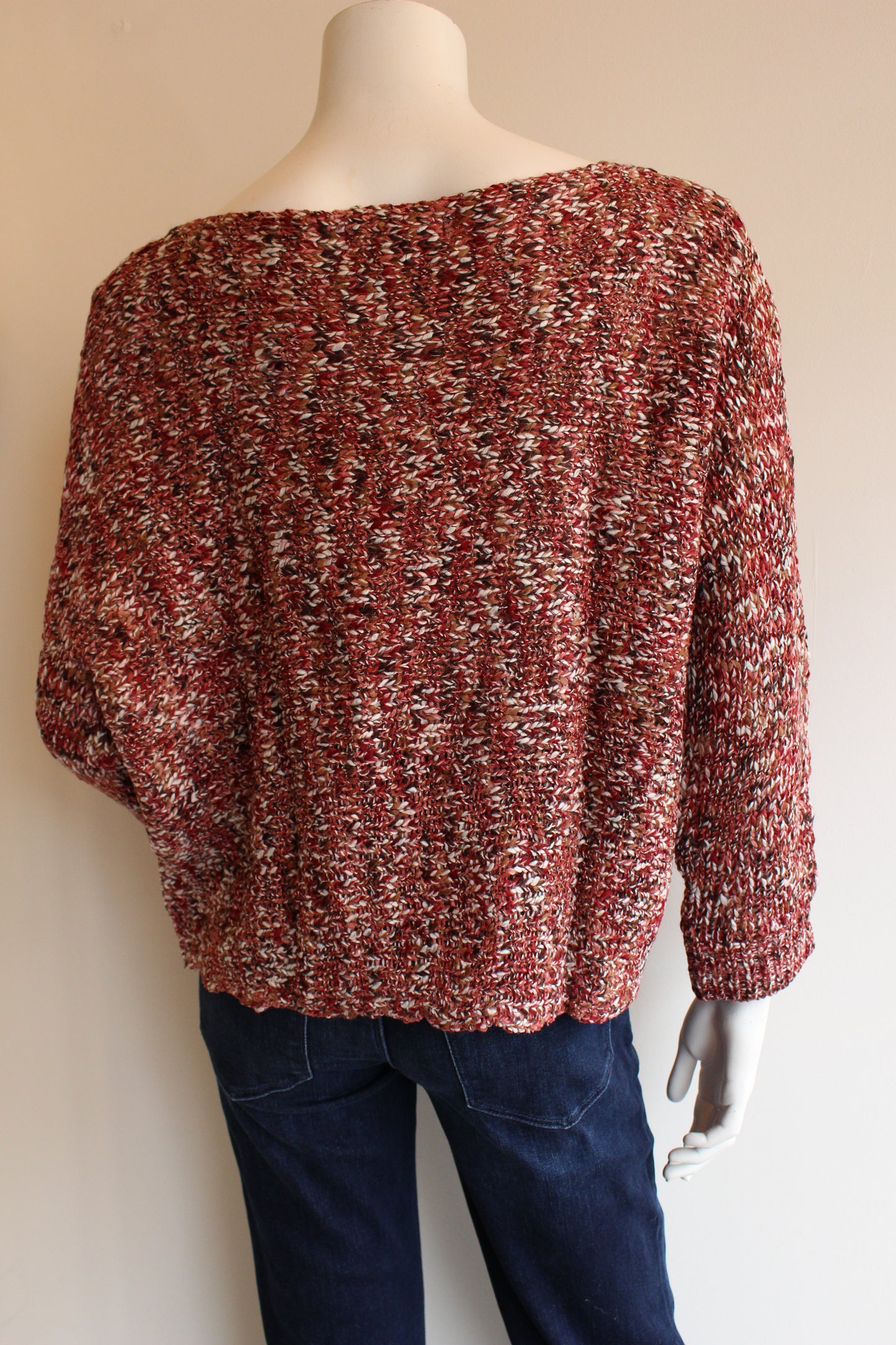 CRANBERRY SOHO PULLOVER