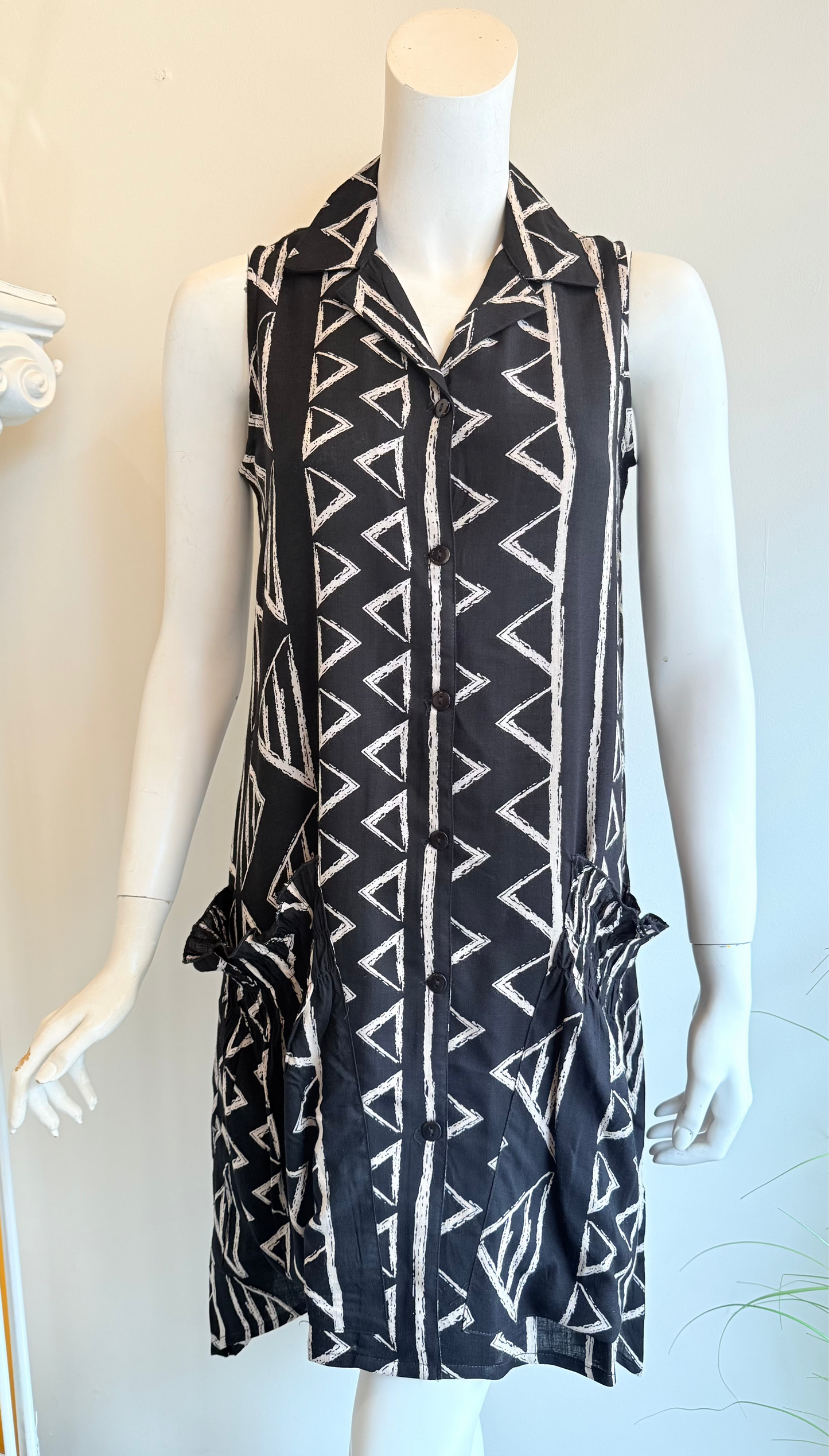 BTTN FRNT DRESS BLK