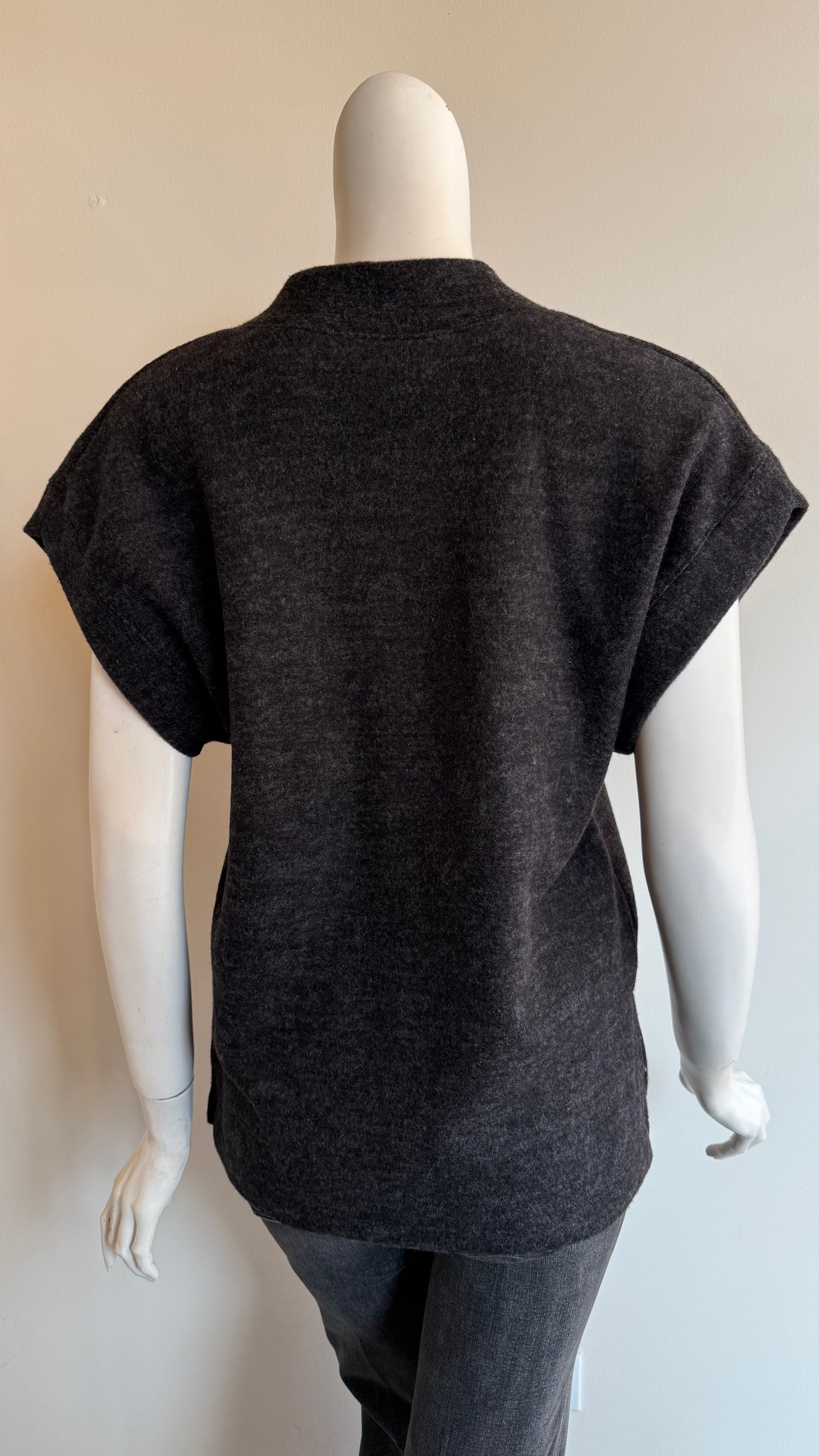CHARCOAL VEST
