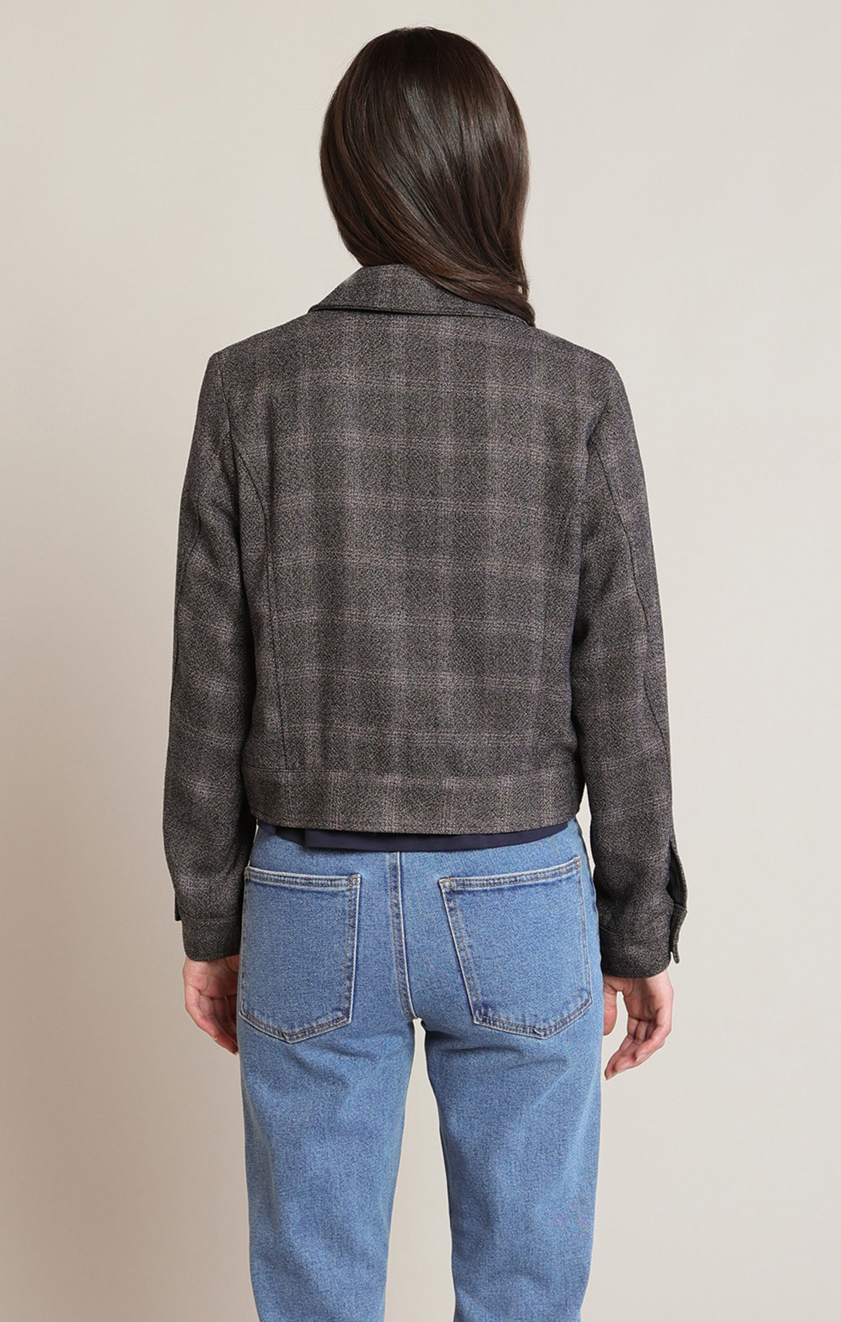 CHARCOAL PLAID JKT