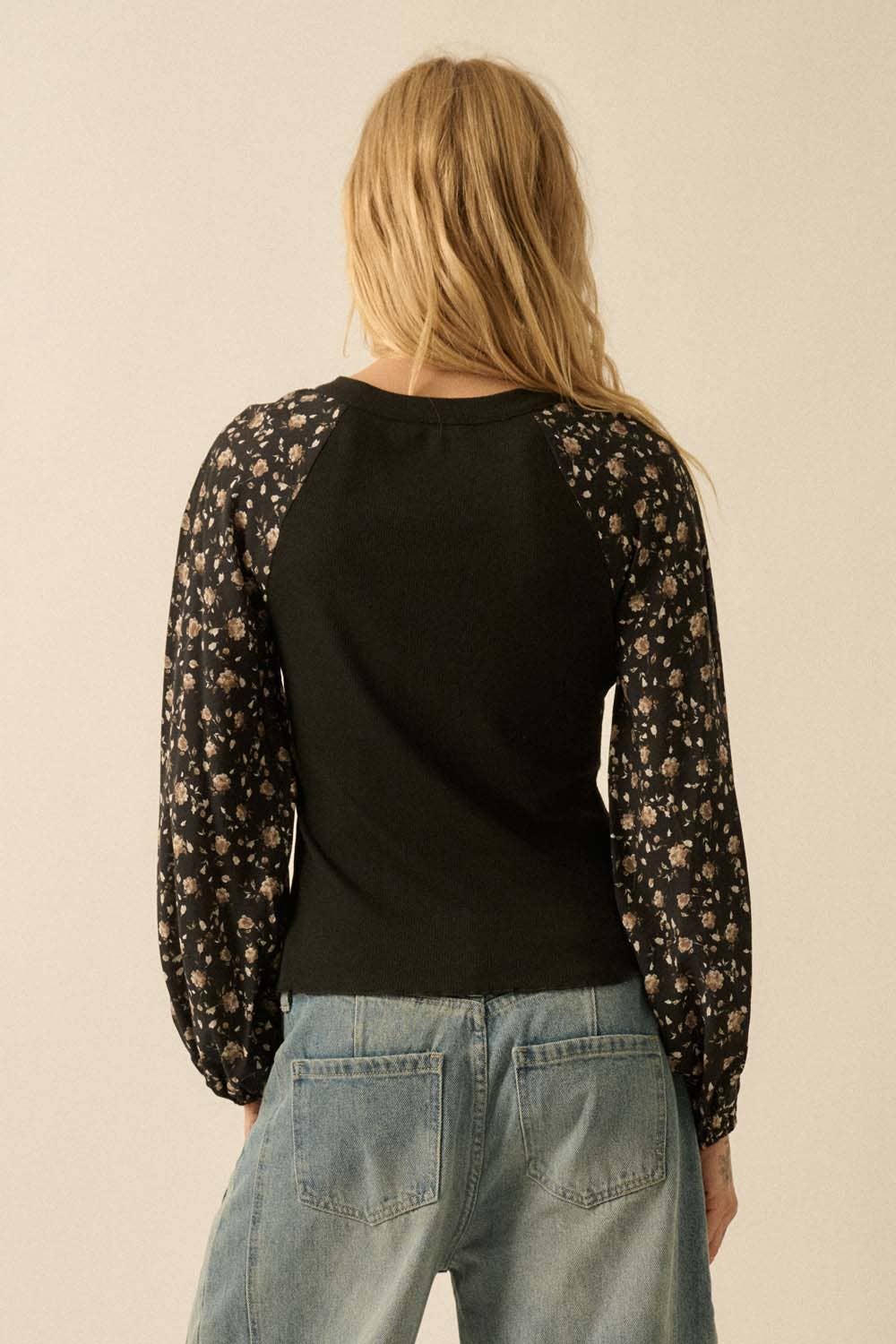 BLK HENLEY W FLRL SLVS