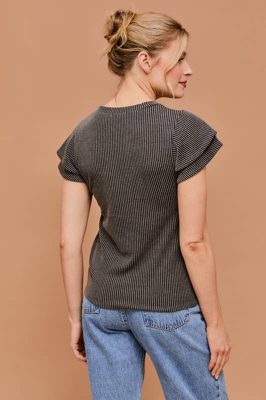 CHARCOAL RUFL SLV TEE