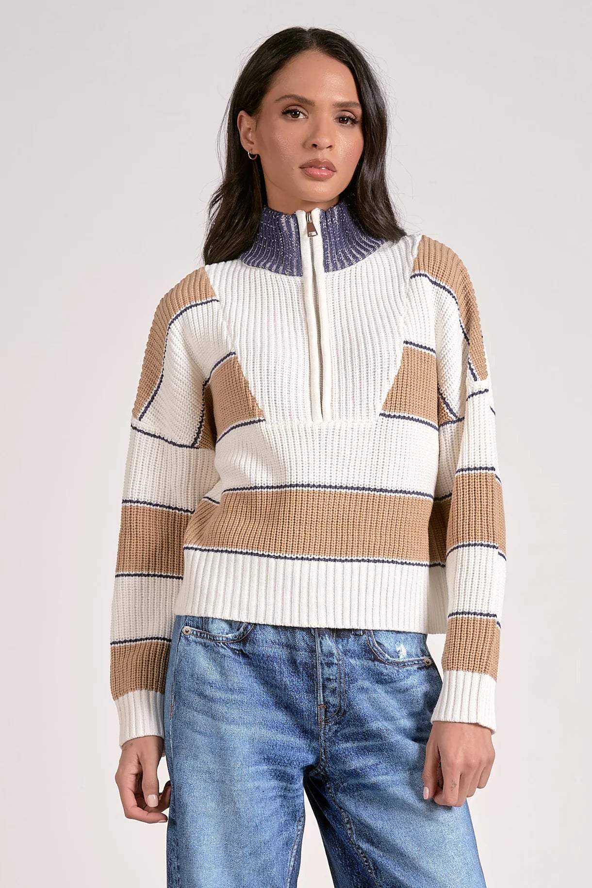 CAMEL STRIPE SWTR