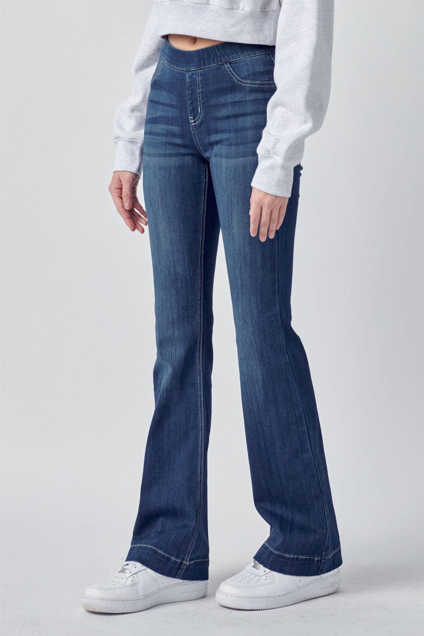 PULL ON DK WASH BOOTCUT
