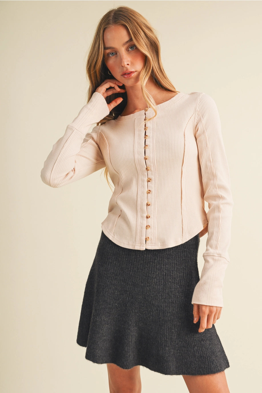 BTTN CORSET LS TEE