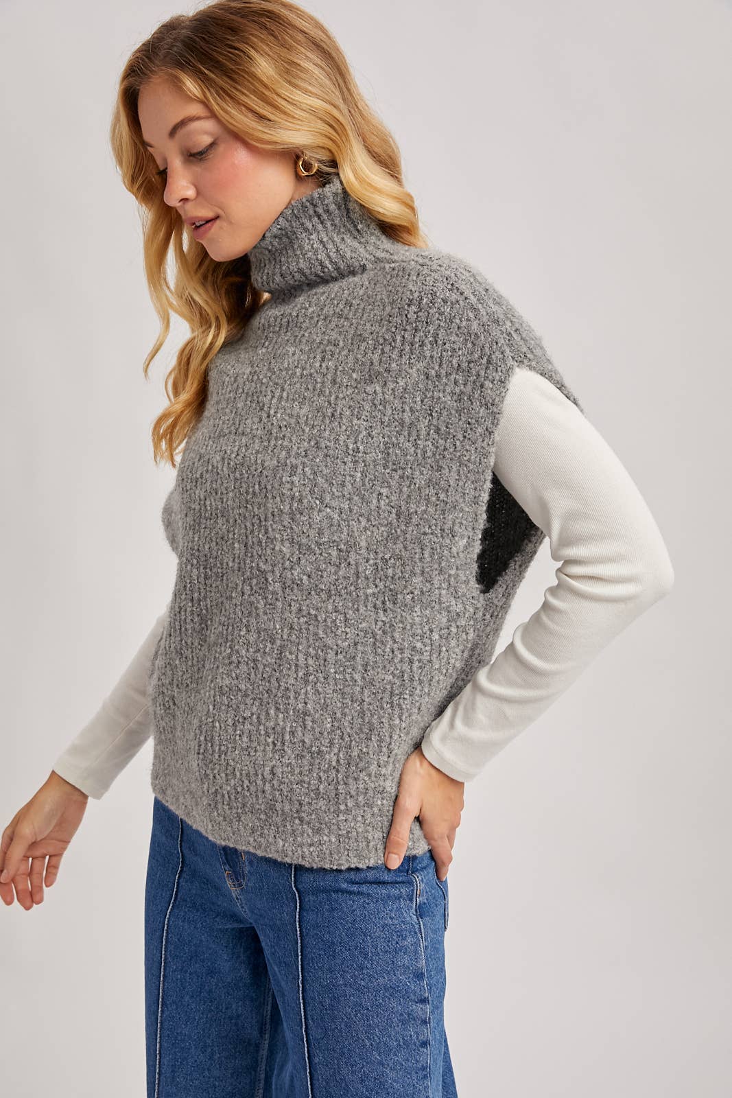 GRY TNK SWTR VEST