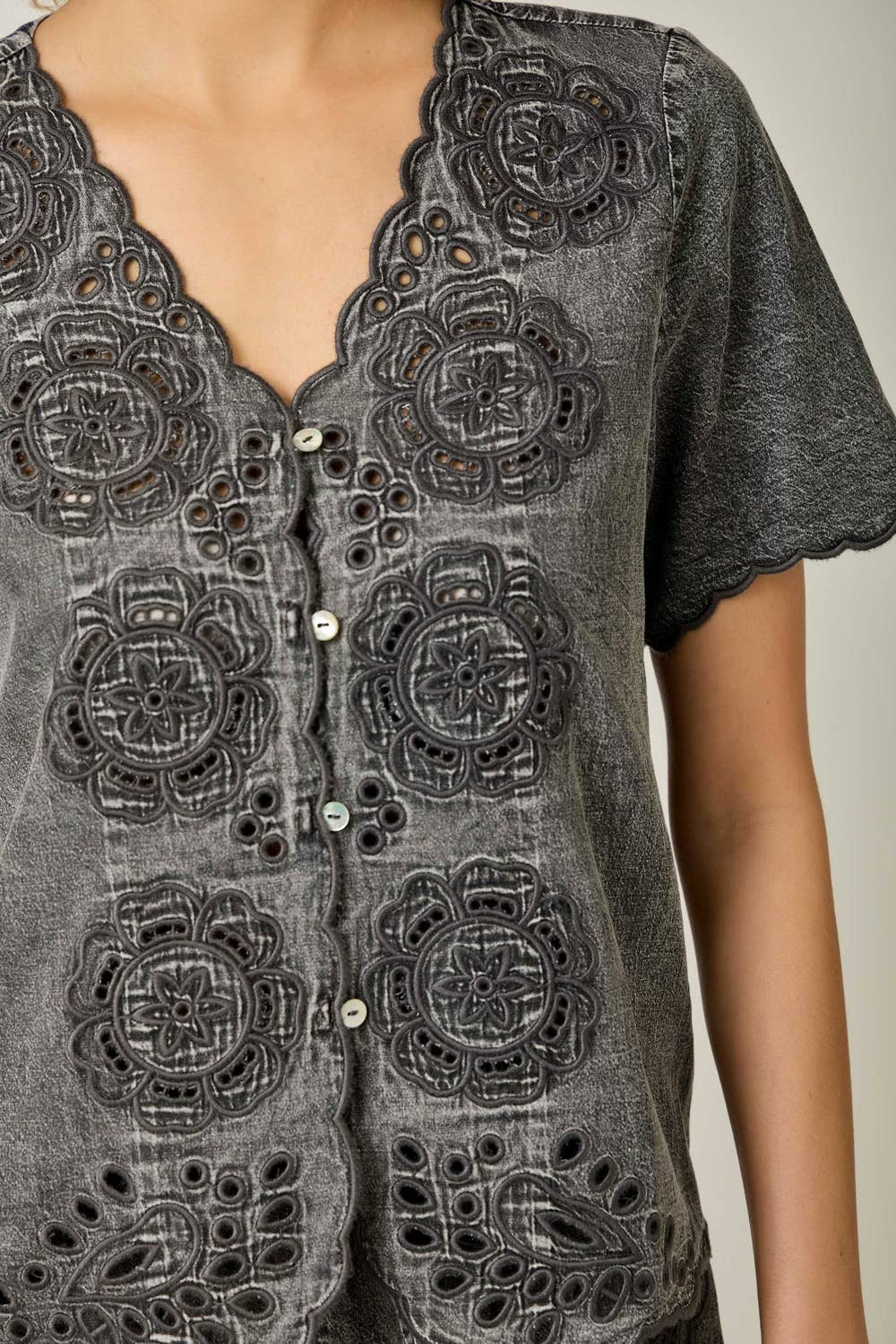 ICE BLU EMB BLOUSE