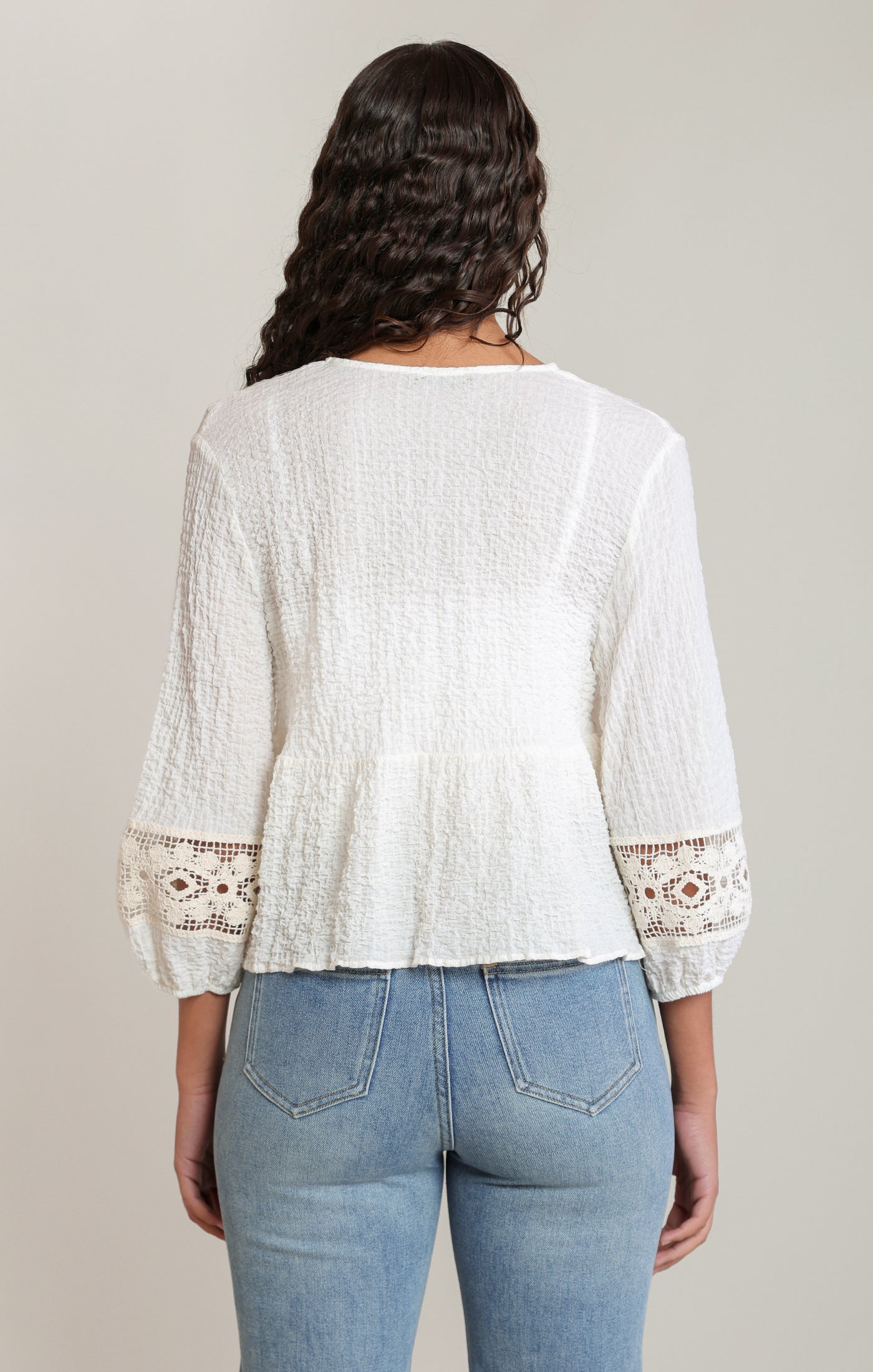 CROCHET TRIM BLS
