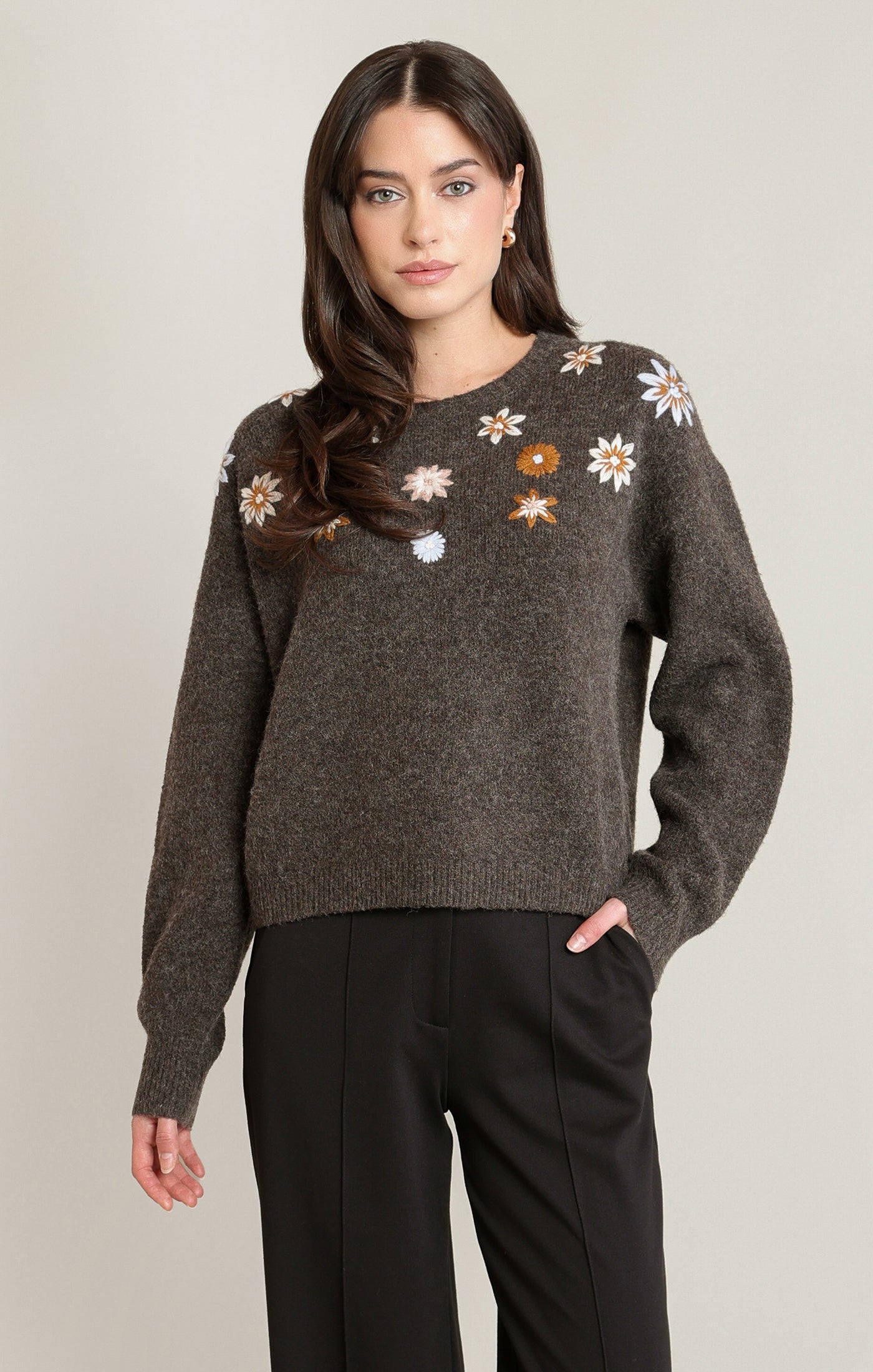 EMB FLOWER SWTR