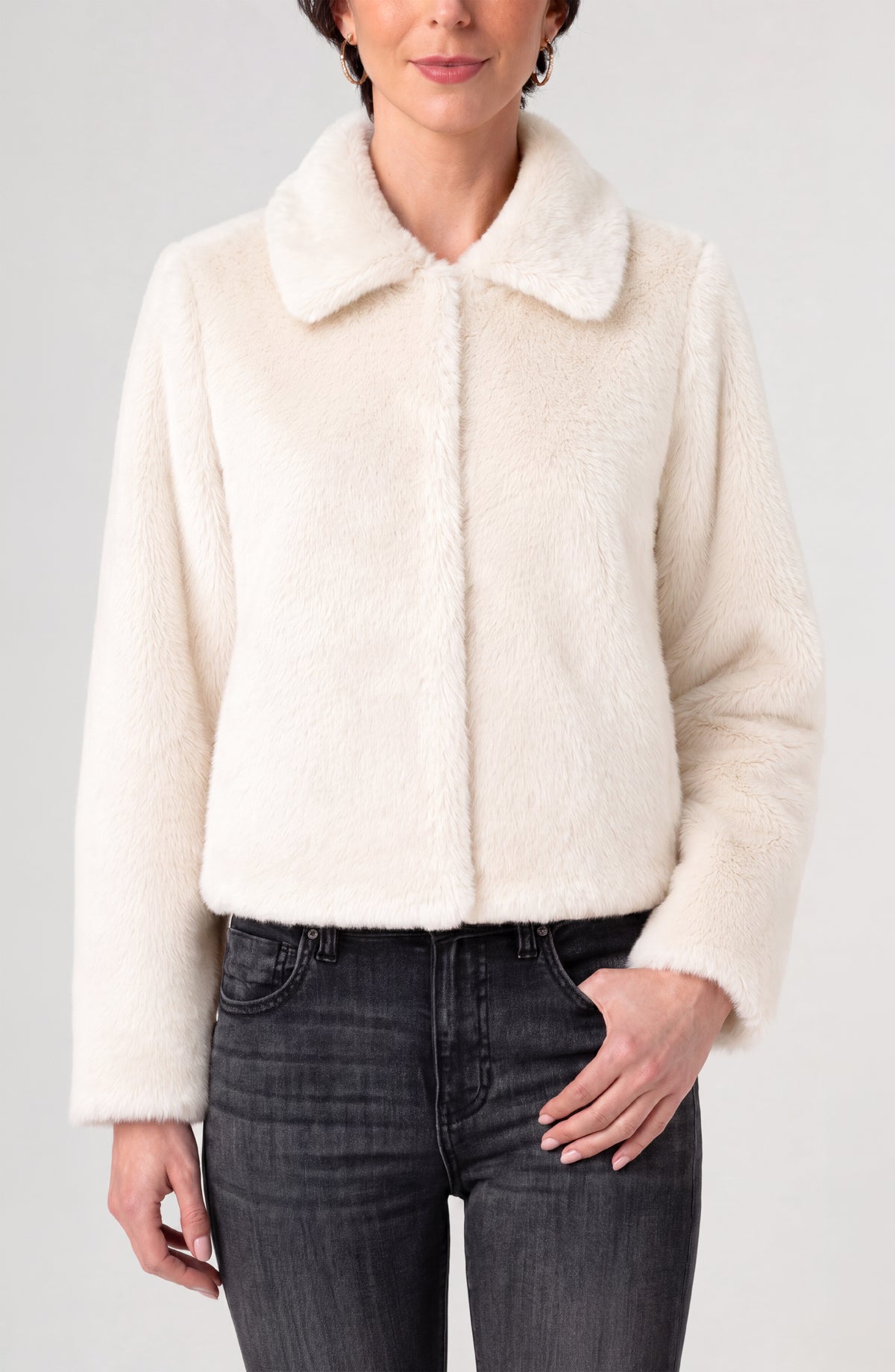 CREAM FAUX FUR