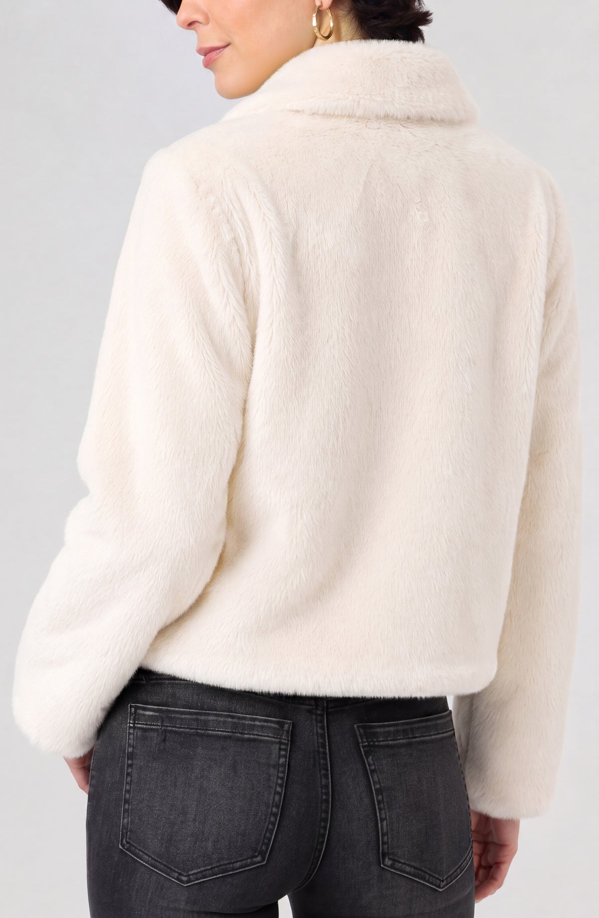 CREAM FAUX FUR