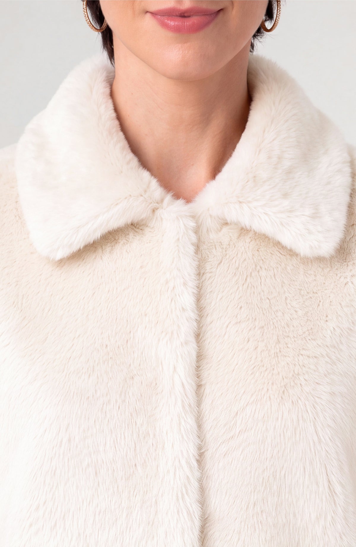 CREAM FAUX FUR