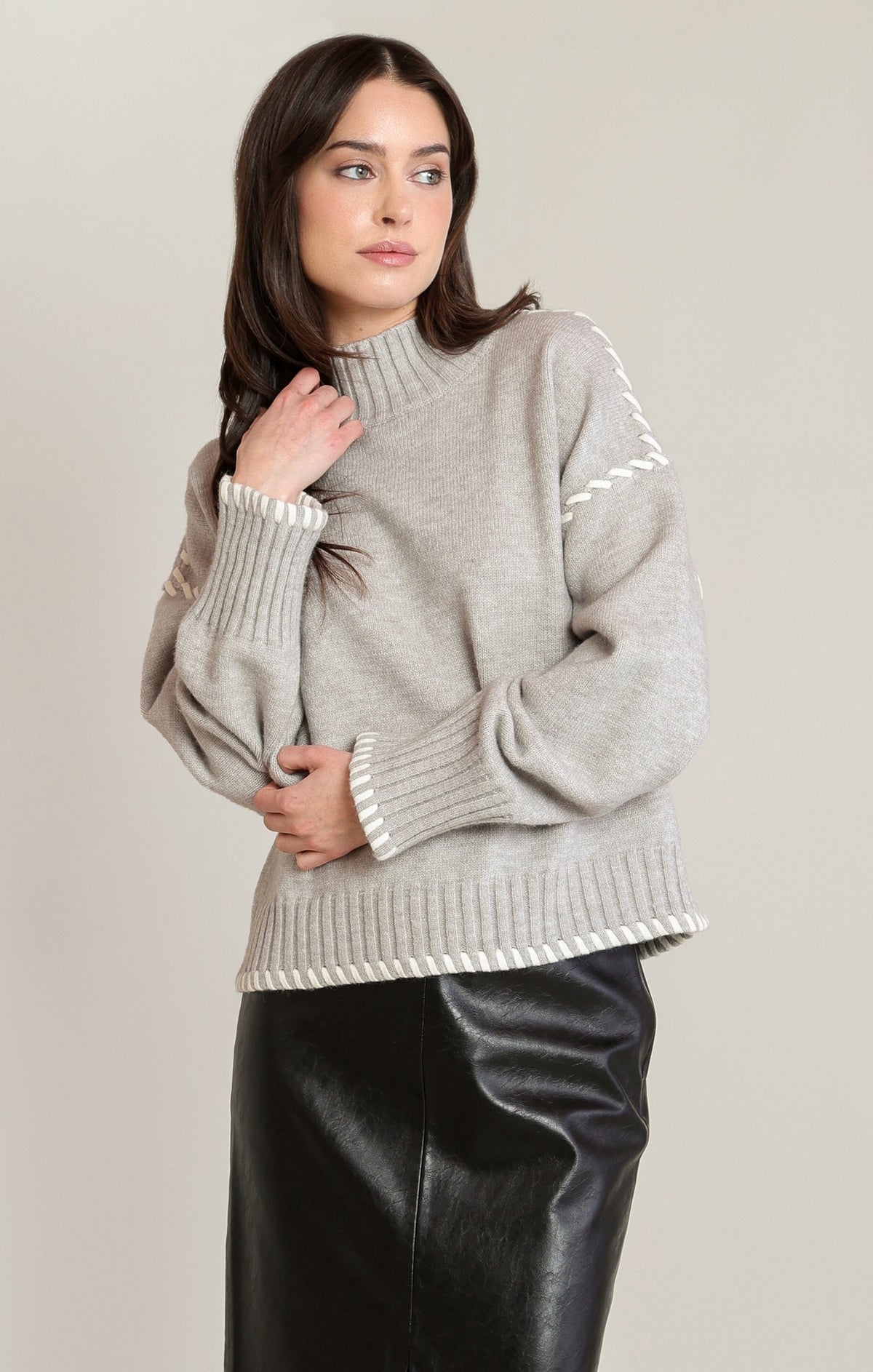 GRAY WHPSTITCH SWTR