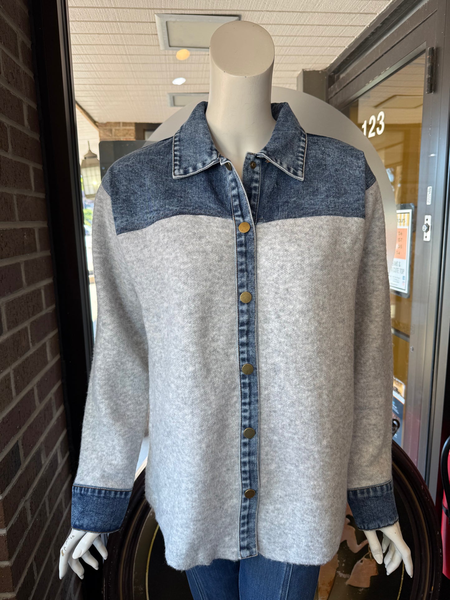 DENIM/SWTR SHKT