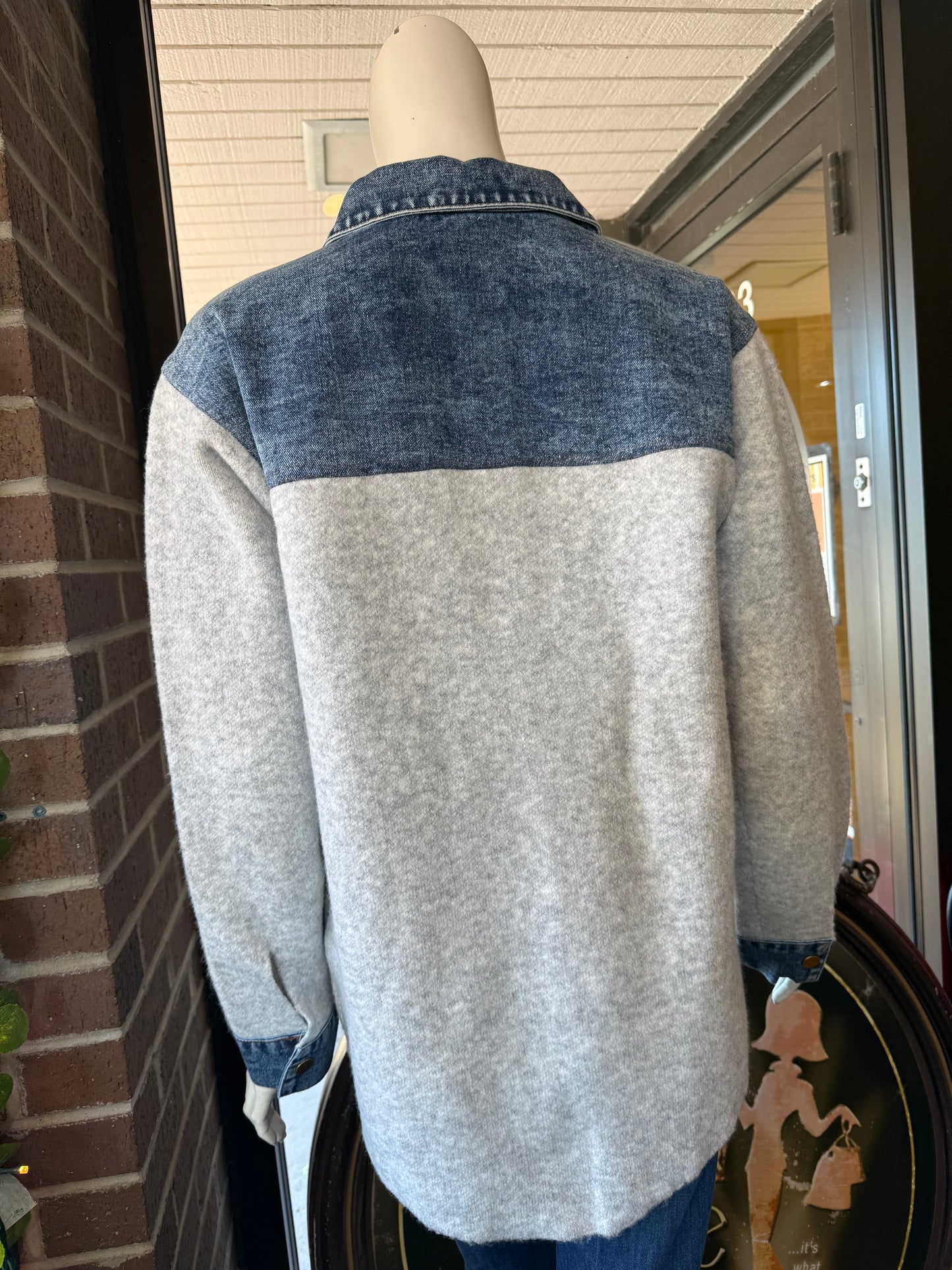 DENIM/SWTR SHKT