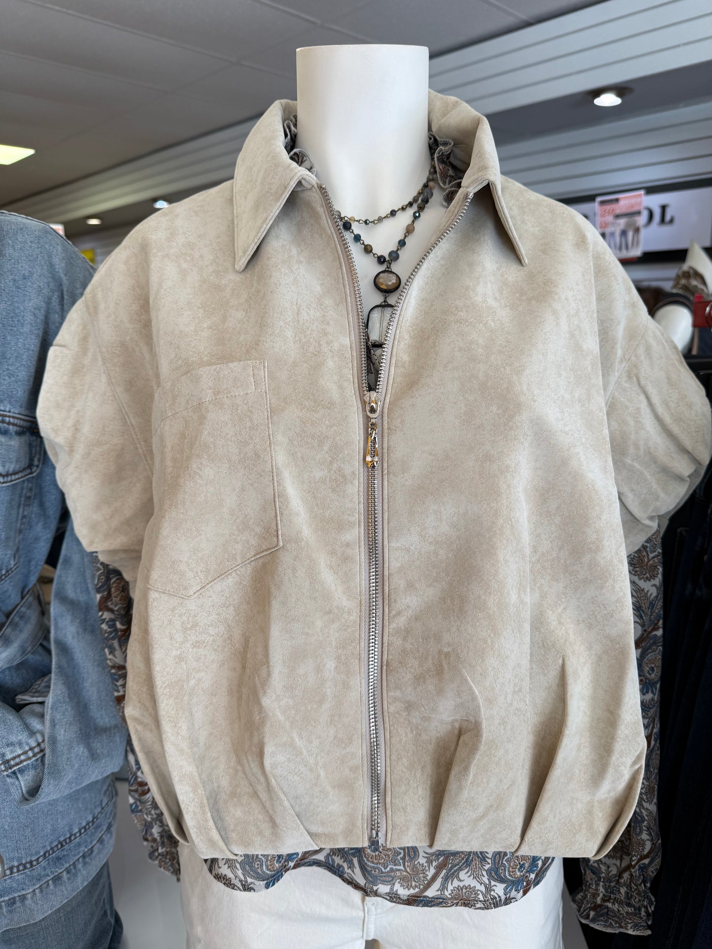 CREAM ZIP FAUX JKT