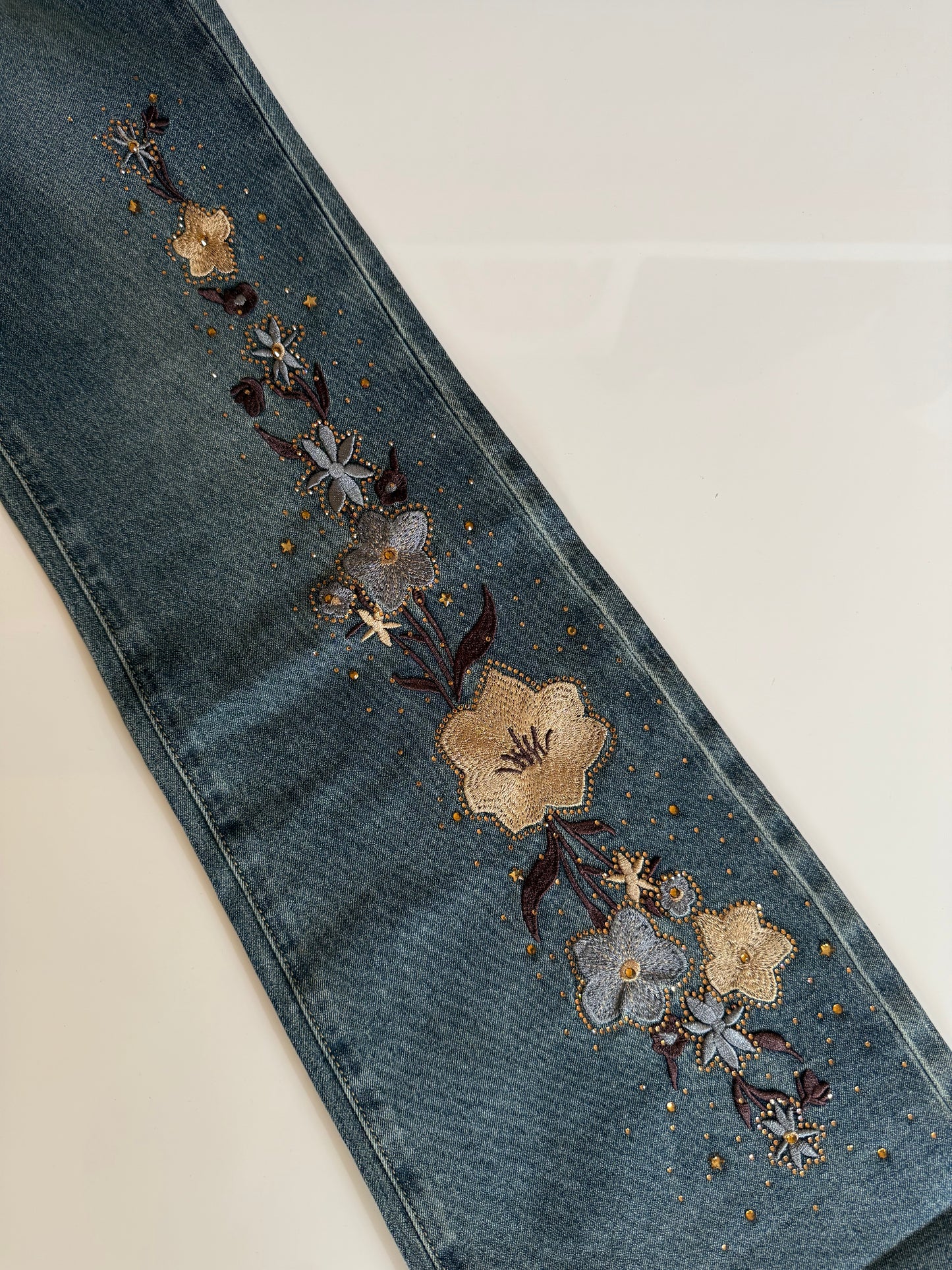 FALL FLWR EMB JEAN