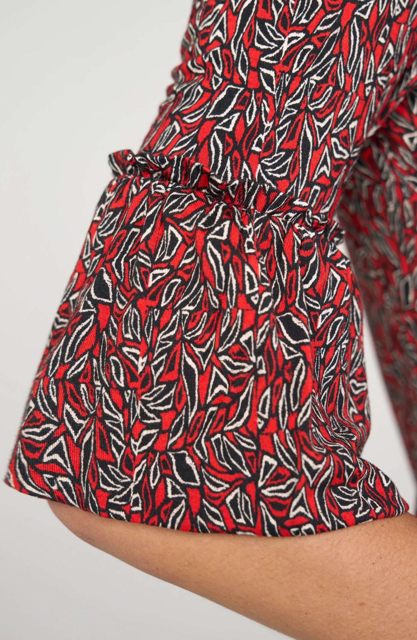 RED/BLK FLR SLV