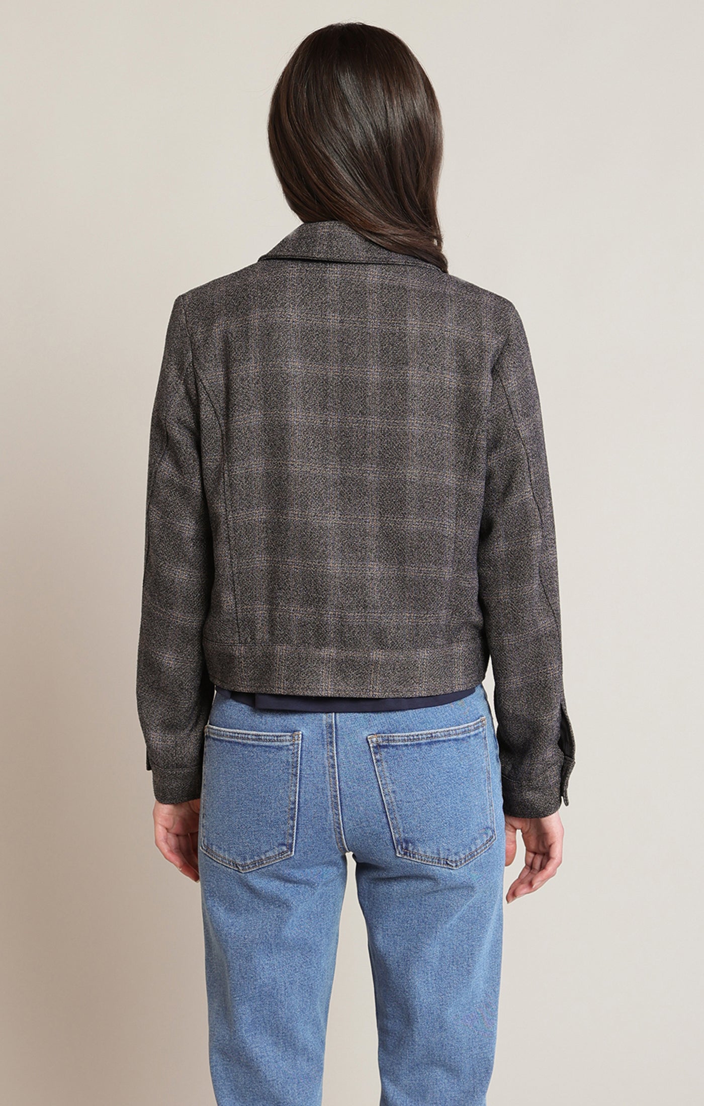 CHARCOAL PLAID JKT