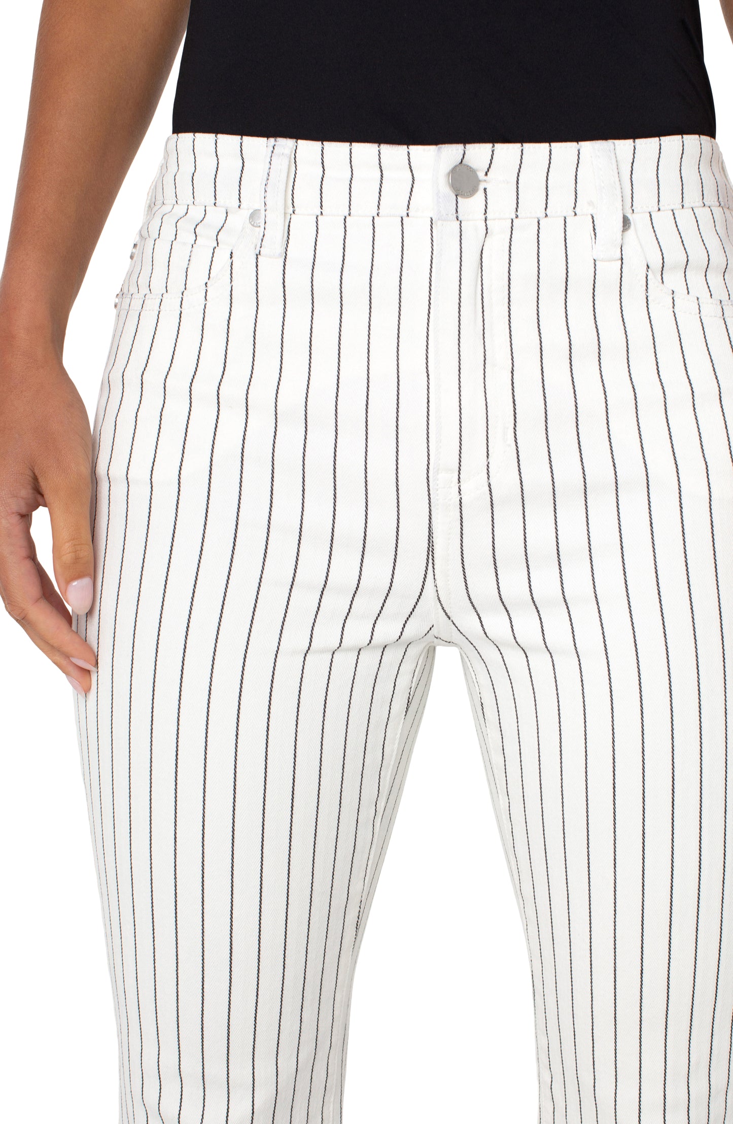 WHT/BLK PINSTRIPE HANNAH