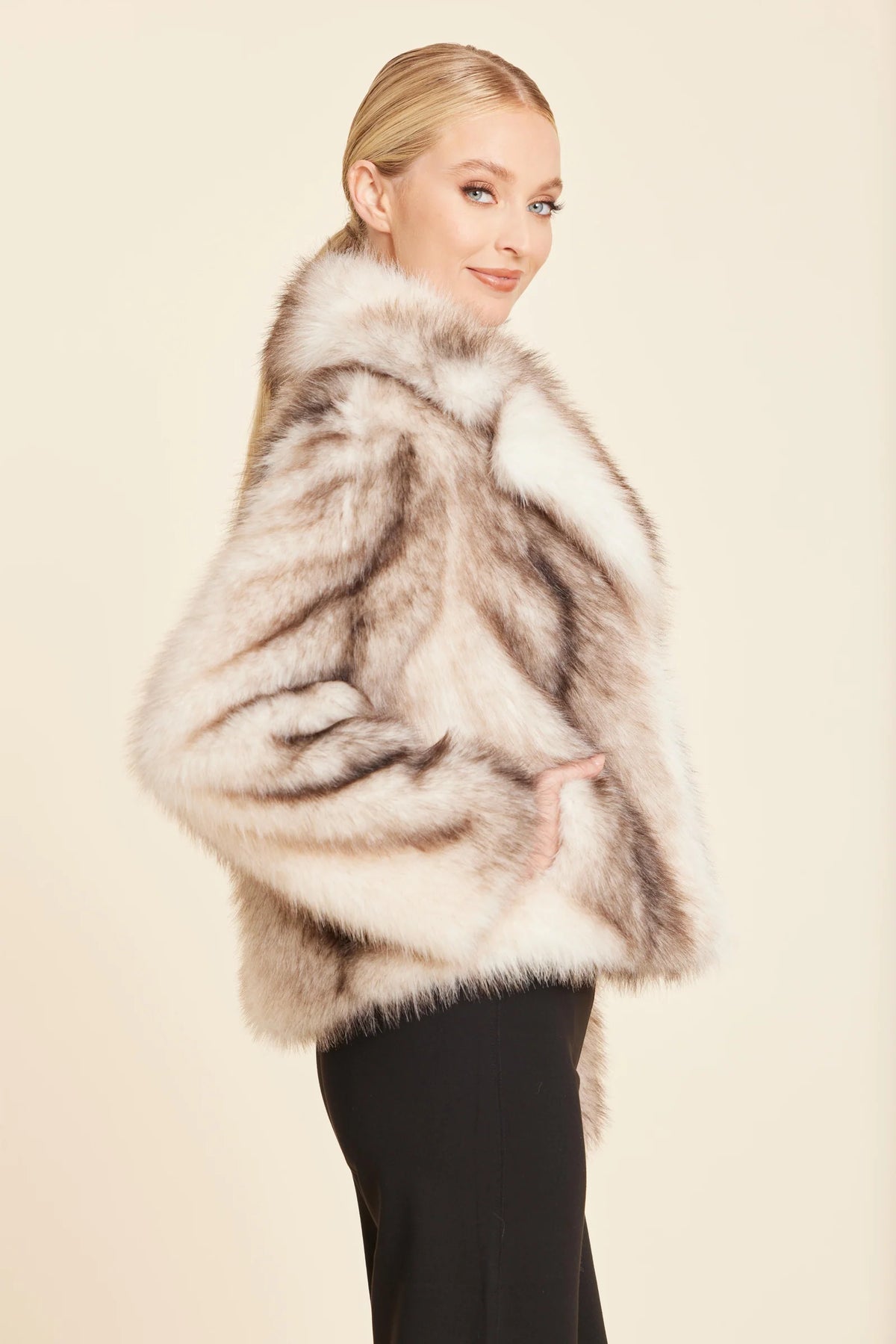BEIGE FUR COAT