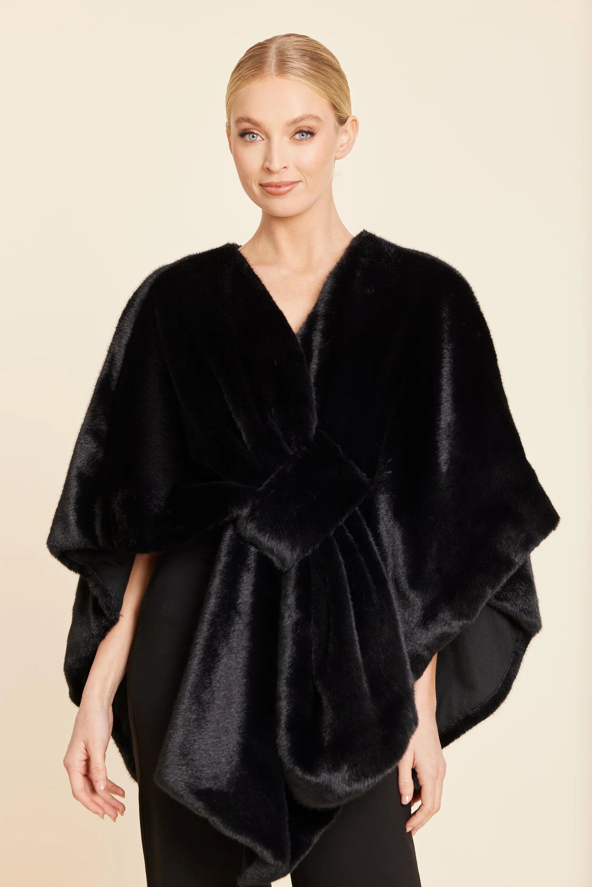 BLACK FUR CAPE
