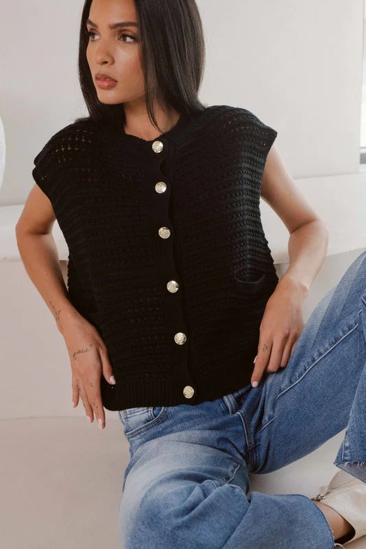 BLK VEST GOLD BTN