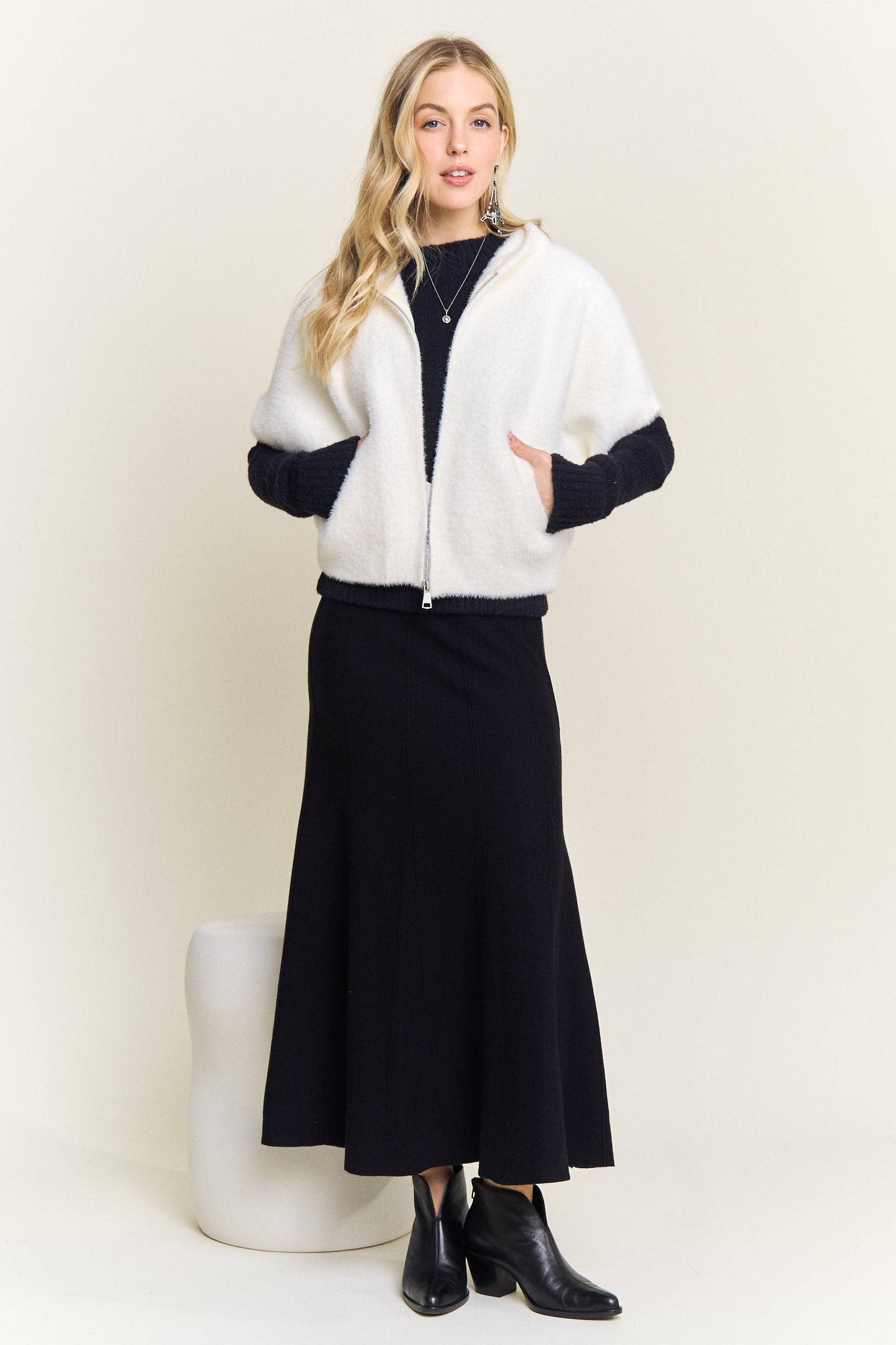 IVORY SS ZIP HOODIE SWTR