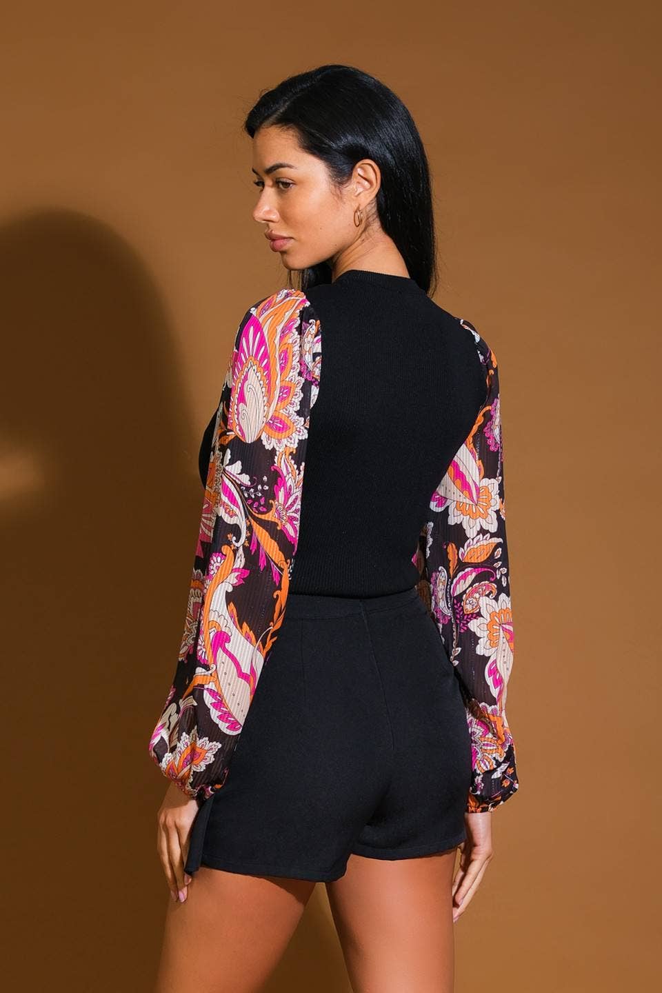 BLK TOP PNK MLTI SLV