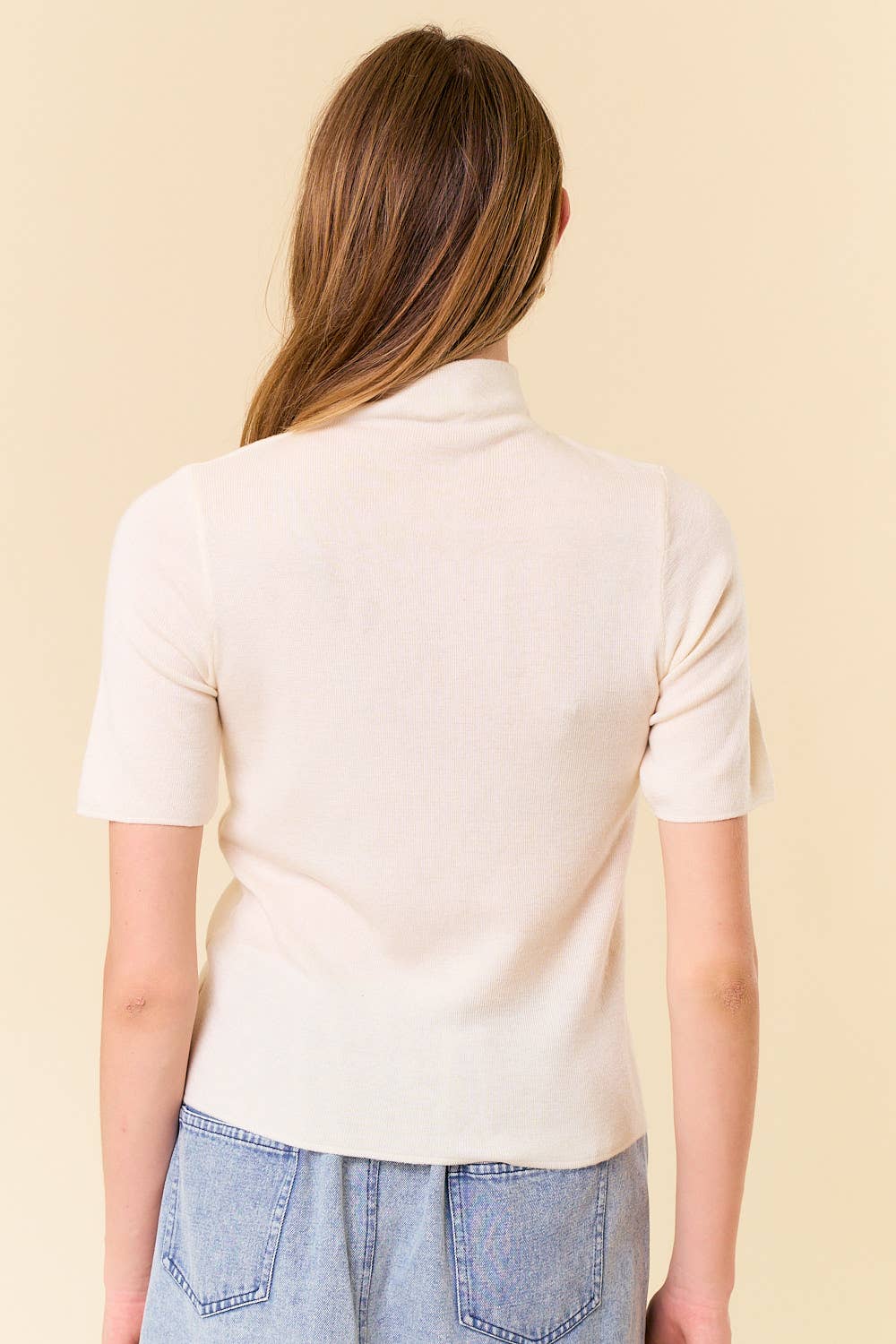 IVORY HALF SLV MOCK NK