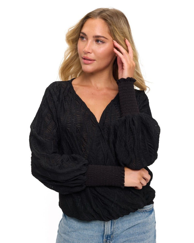 BLK SMOCKING TOP