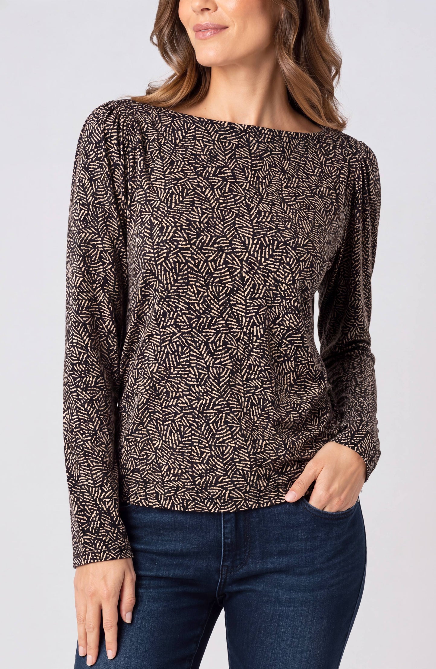 TAN/BLK JEWL NK TOP